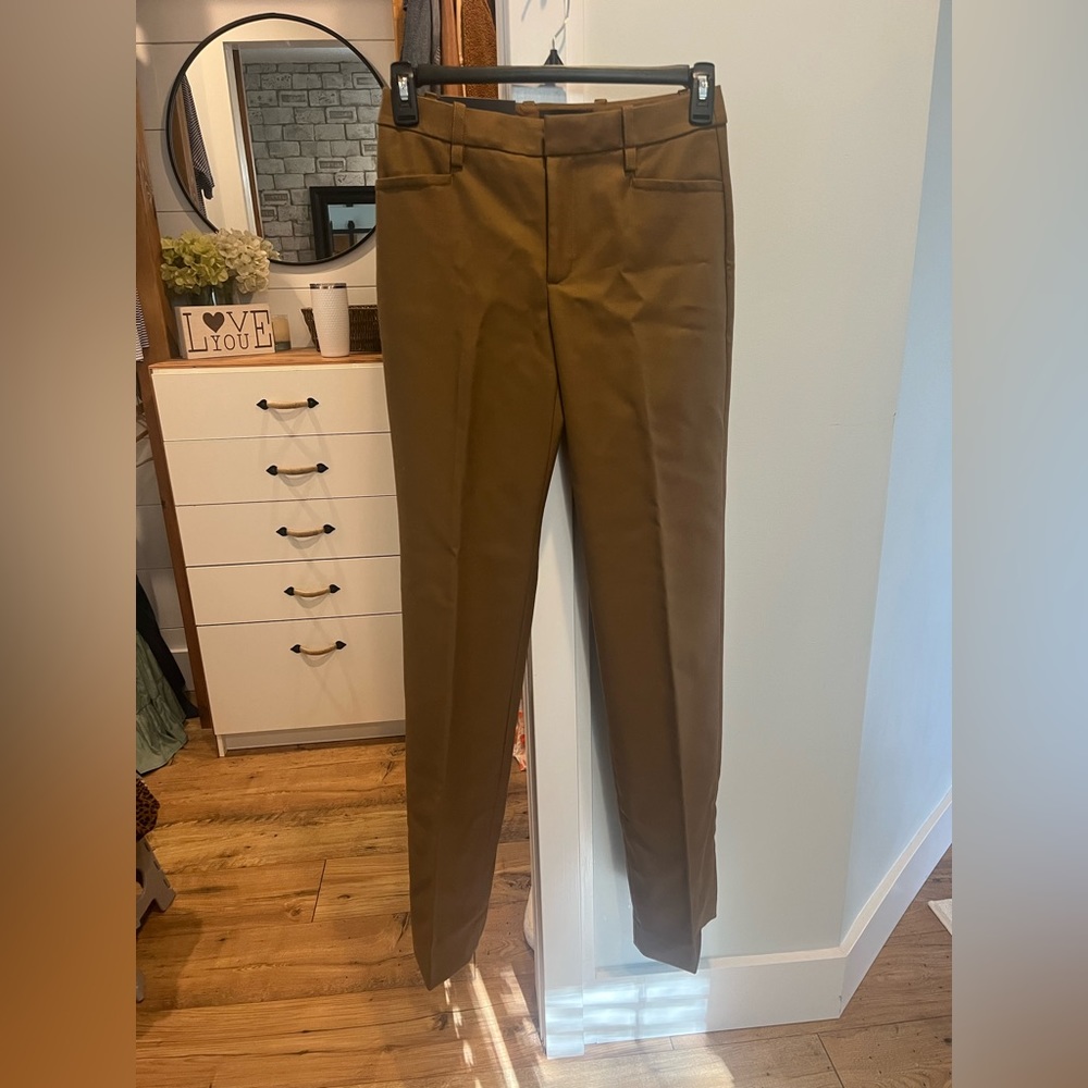 Banana Republic Twill Camel colored pants